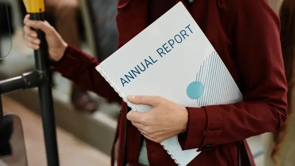 Designing an annual report design guide
